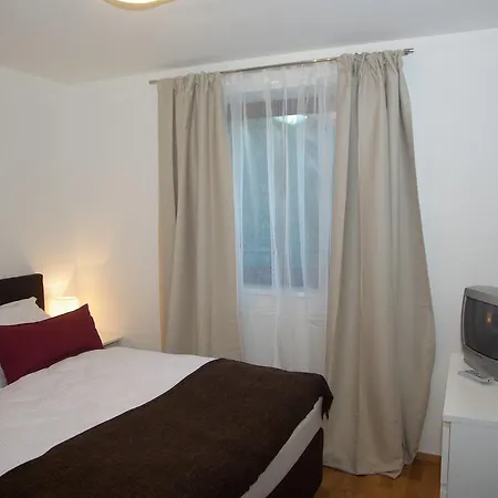 Klausner Apartamento *